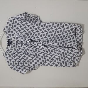 Star scene white blouse